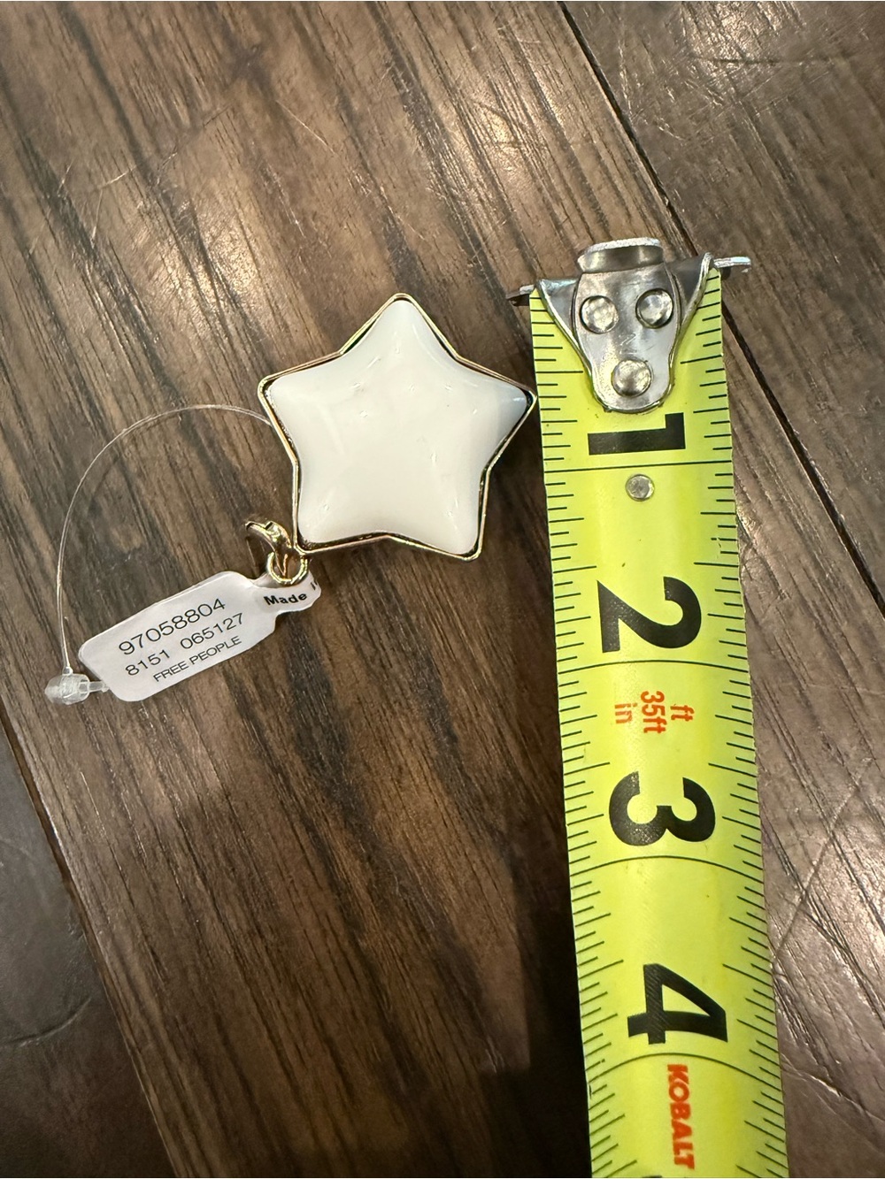 ⭐️NWT⭐️ Free People White Puffy Star Enamel Charm with Gold Trim - Picture 3 of 3